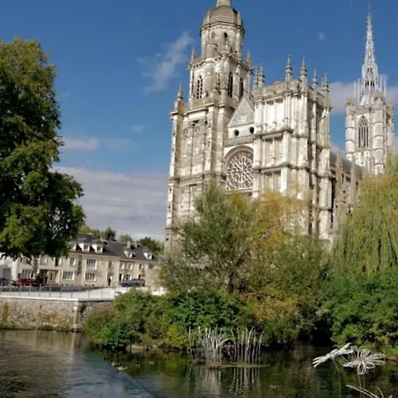 App 3 - T2 Calme Et Lumineux Hyper-centre 5min De La Gare *